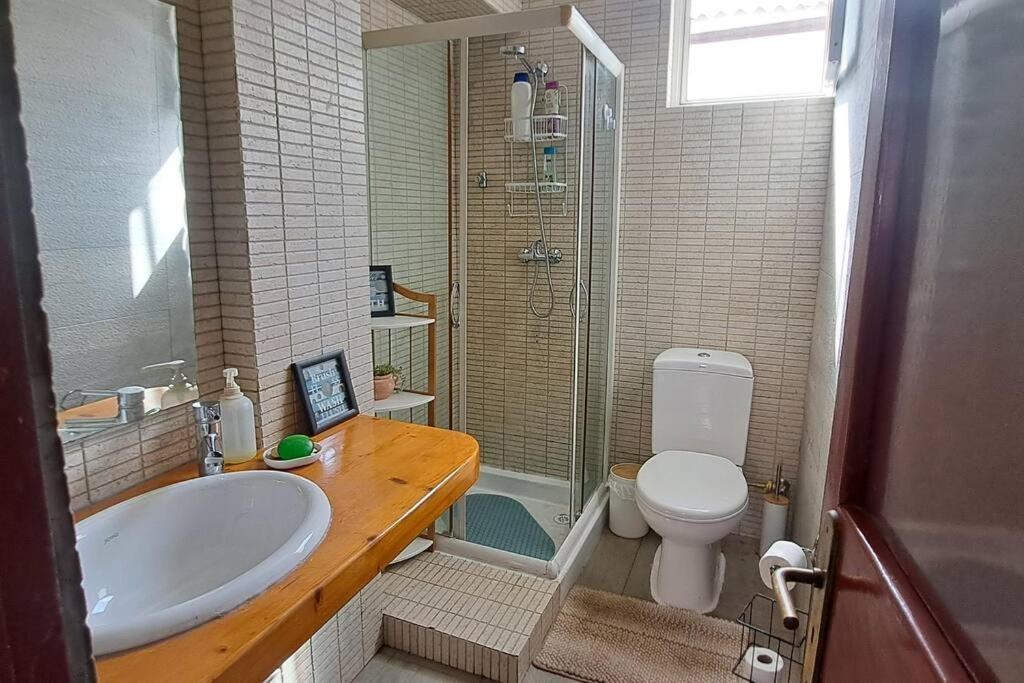 Mendes Family Homestay - B&B In The Heart Of 普拉亚 外观 照片