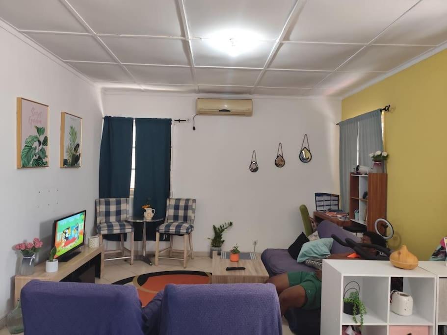 Mendes Family Homestay - B&B In The Heart Of 普拉亚 外观 照片